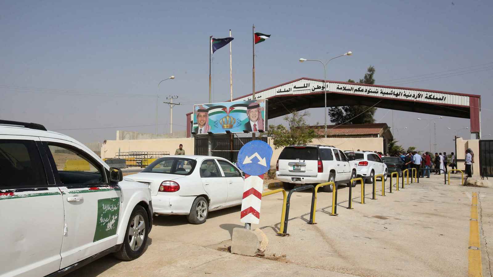 عودة  7250 سوريًا من الأردن إلى بلادهم منذ سقوط الأسد