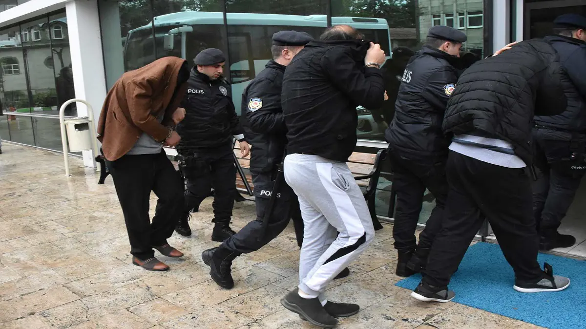 تركيا تعتقل 70 شخصا يشتبه في انتمائهم لداعش