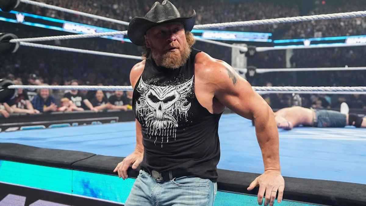 بروك ليسنر يتعرض لموقف محرج في عرض "سماكداون" (فيديو)