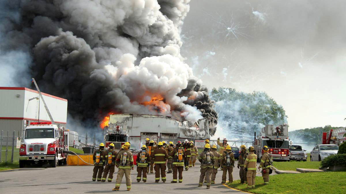 انفجار بمصنع كيميائي في ولاية تكساس الأمريكية (فيديو)