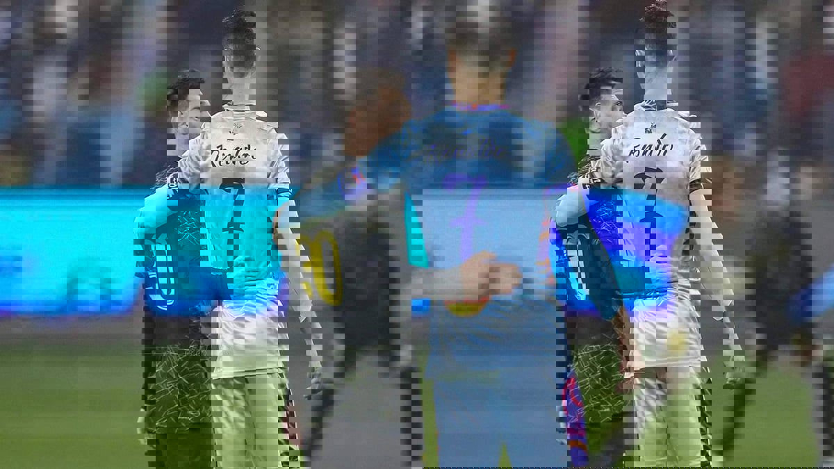 رونالدو عن ميسي: غيّرنا تاريخ كرة القدم معًا.. ولسنا أصدقاء ولكن نحترم بعضنا (فيديو)