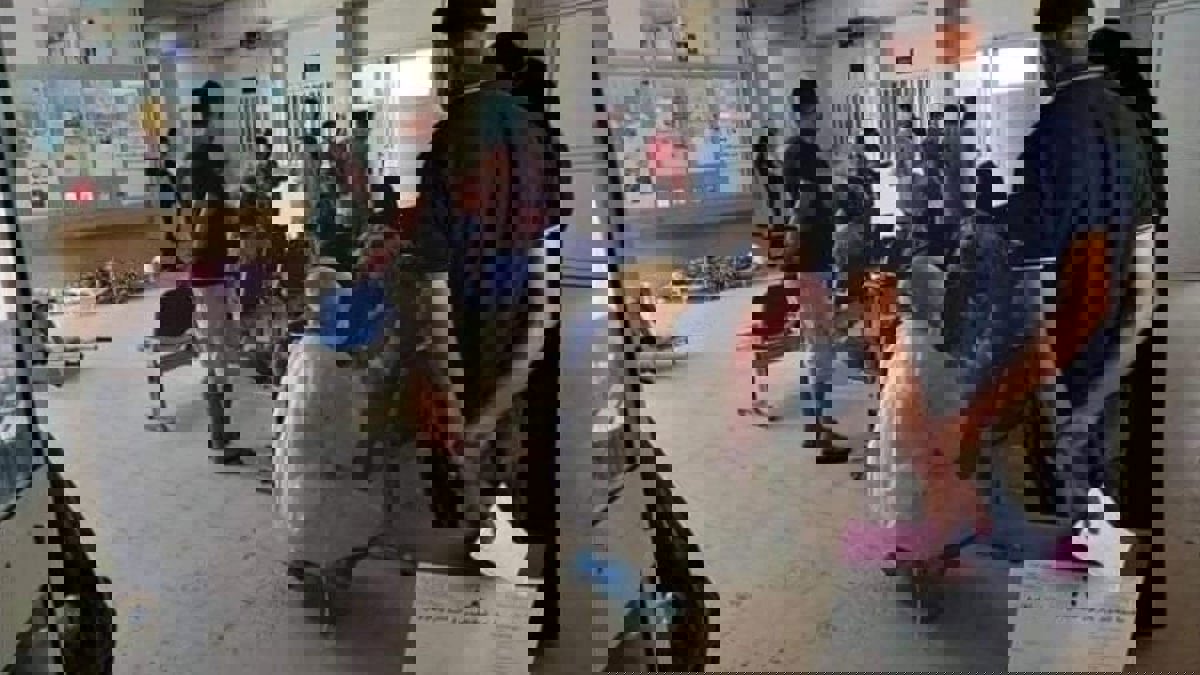 بعد تفاقم تفشي "كورونا".. وقفة احتجاجية في القيروان التونسية (صور)