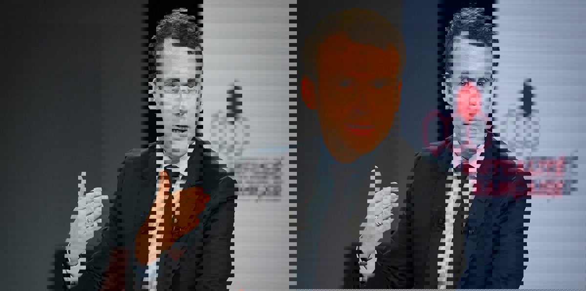 اجتماع حفتر والسراج في باريس يثير غضب إيطاليا