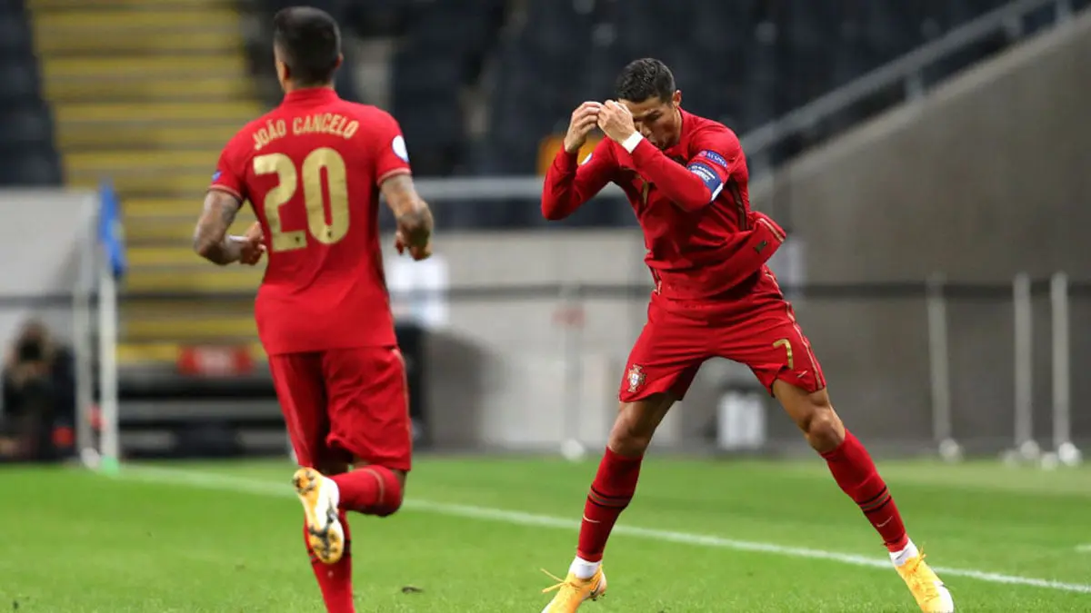 كريستيانو رونالدو يسجل هدفه الـ101 مع منتخب البرتغال (فيديو)