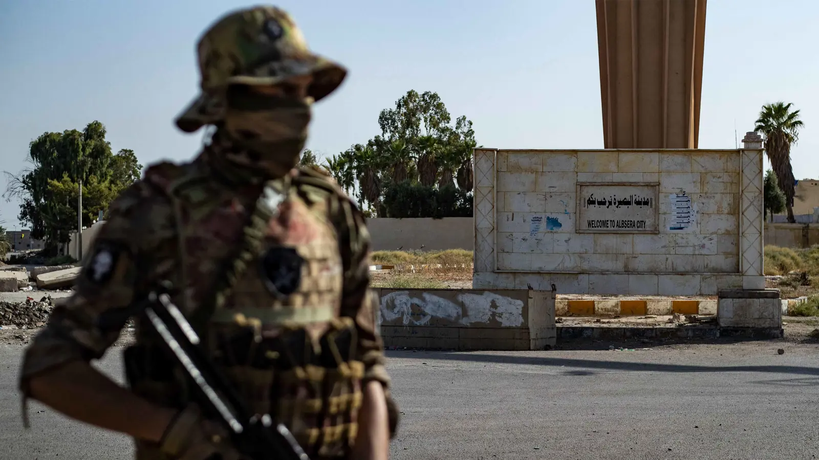 تحسبا لهجوم "قوات دمشق".. قسد تتحصن بحفر الأنفاق وزراعة الألغام