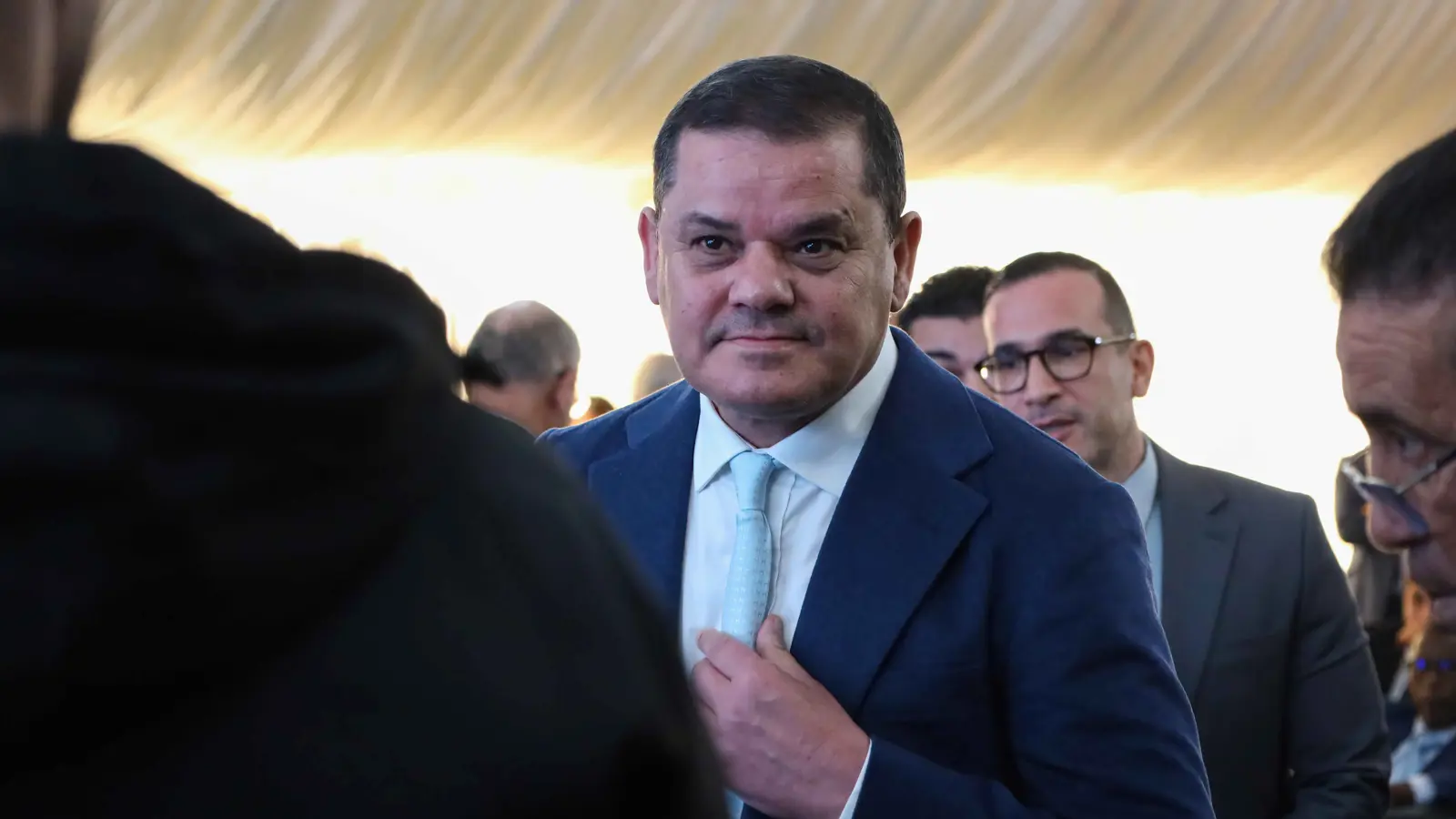 أول ظهور بعد اندلاع المظاهرات.. تفاصيل لقاء الدبيبة بأعيان مصراتة