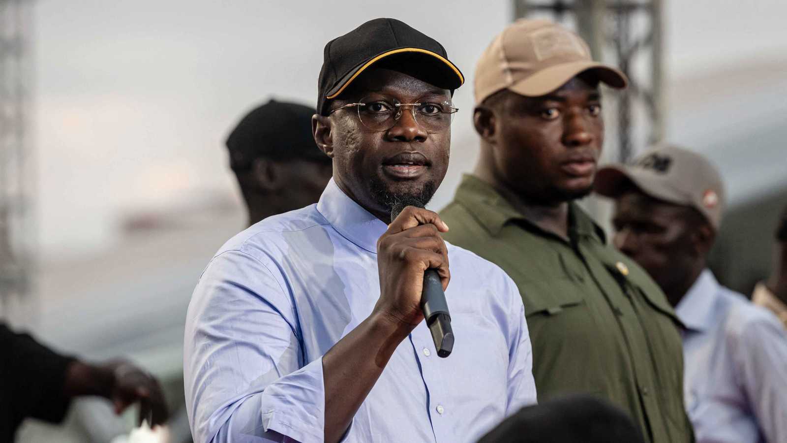 عثمان سونكو يطالب شعب السنغال بتقديم "التضحيات"