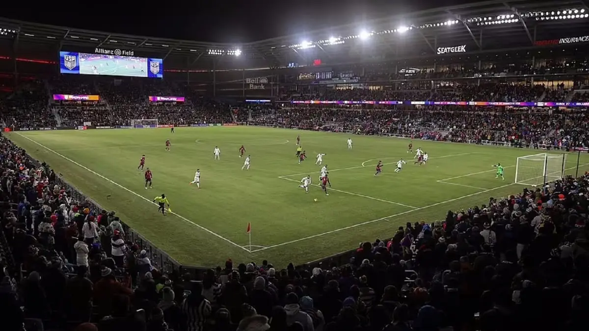 غضب في هندوراس بعد الخسارة أمام أمريكا في درجة حرارة -16 بتصفيات كأس العالم (فيديو وصور)