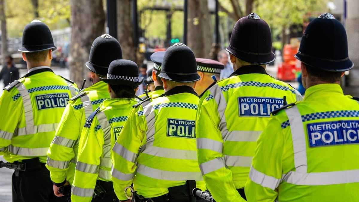 مسؤولة بريطانية سابقة: البلاد تعيش حالة حرب فعلية مع روسيا