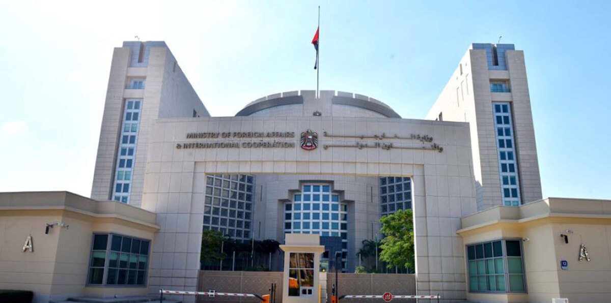 الإمارات: لا مطامع لنا في أي جزء من اليمن ونستهجن إقحام "السيادة" بشأن سقطرى