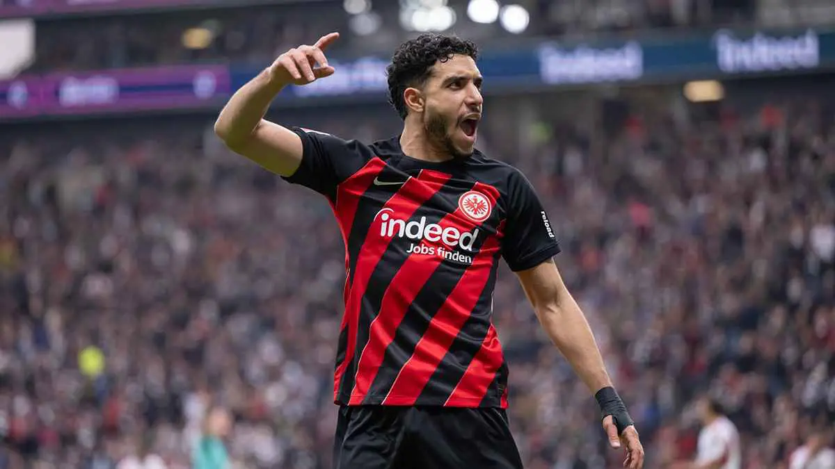 كنز من السماء.. نادٍ مصري يربح ثروة طائلة من صفقة عمر مرموش