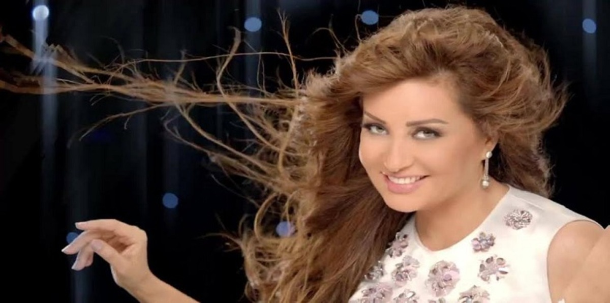 لطيفة تكشف أسباب تأجيل ألبومها