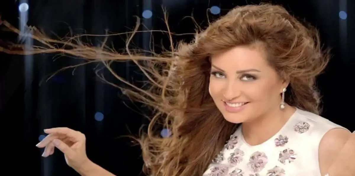 لطيفة تكشف أسباب تأجيل ألبومها