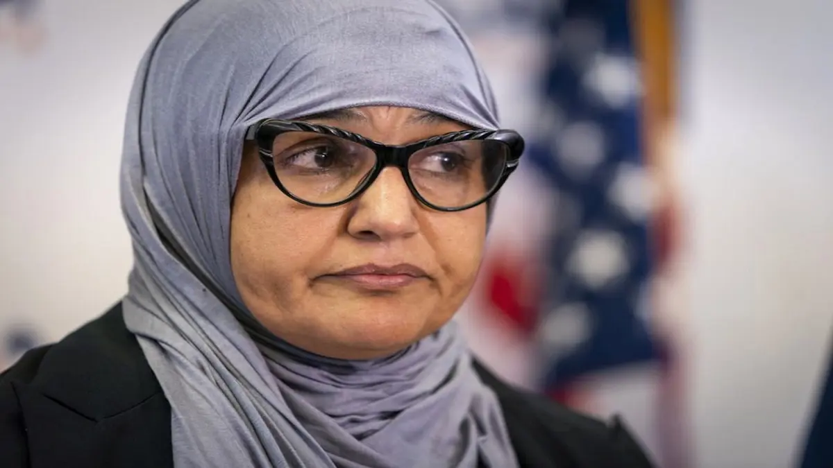 بعد إجبارها على خلع الحجاب.. تعويض أمريكية مسلمة 120 ألف دولار