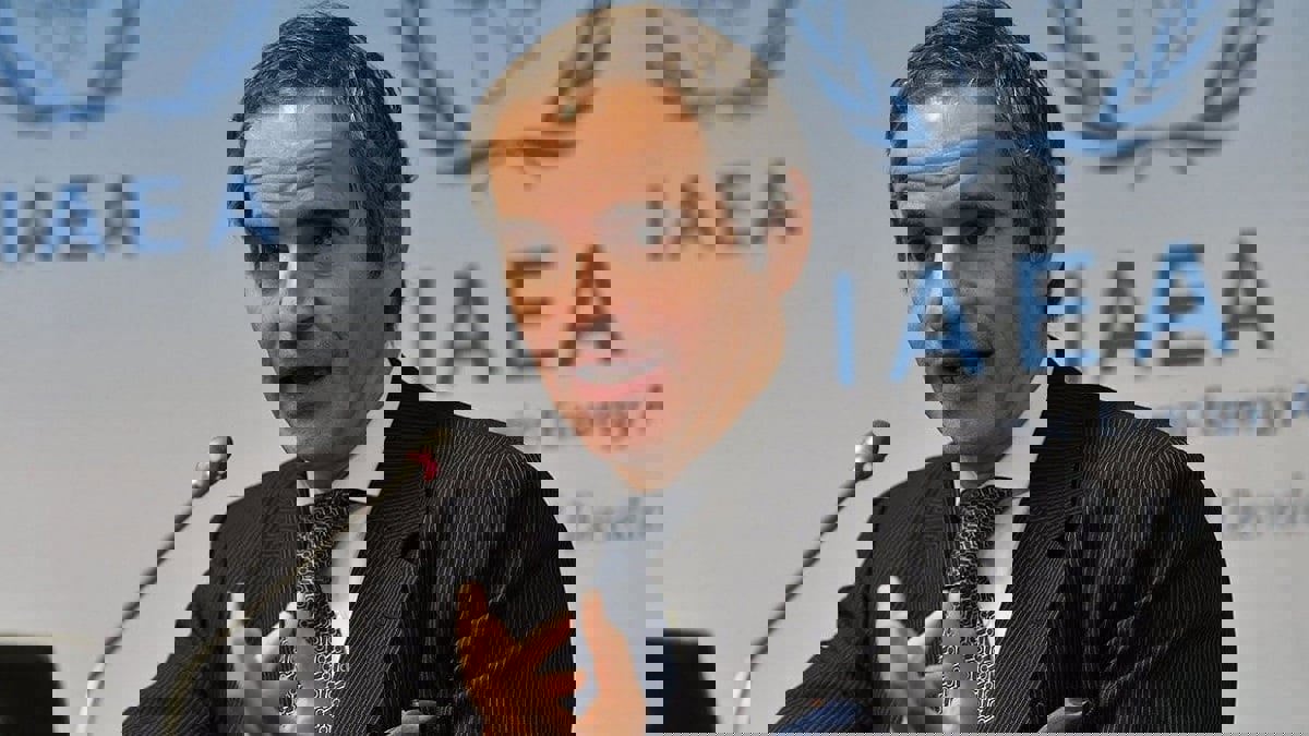 مدير الوكالة الدولية للطاقة الذرية يصل إلى إيران