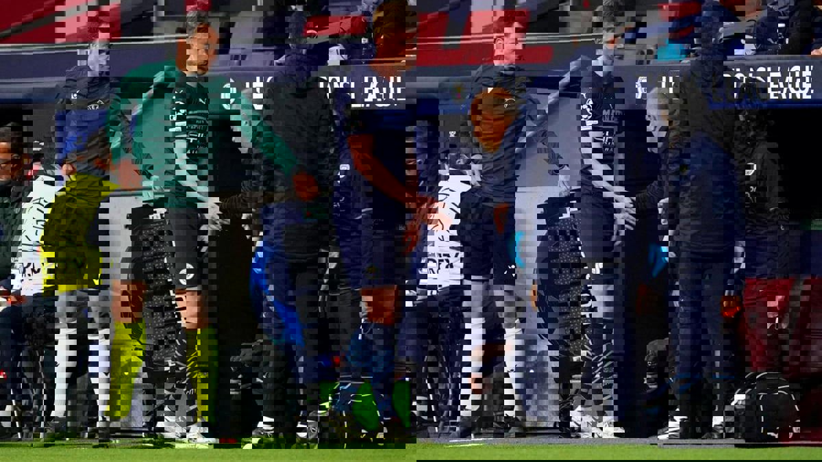 غوارديولا يأمل بشفاء دي بروين قبل مباراة مانشستر سيتي وليفربول