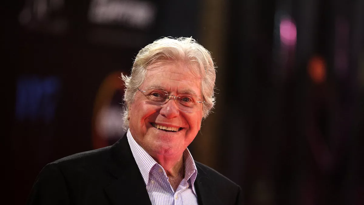 حسين فهمي يكشف لـ"إرم نيوز" تحديات "القاهرة السينمائي"