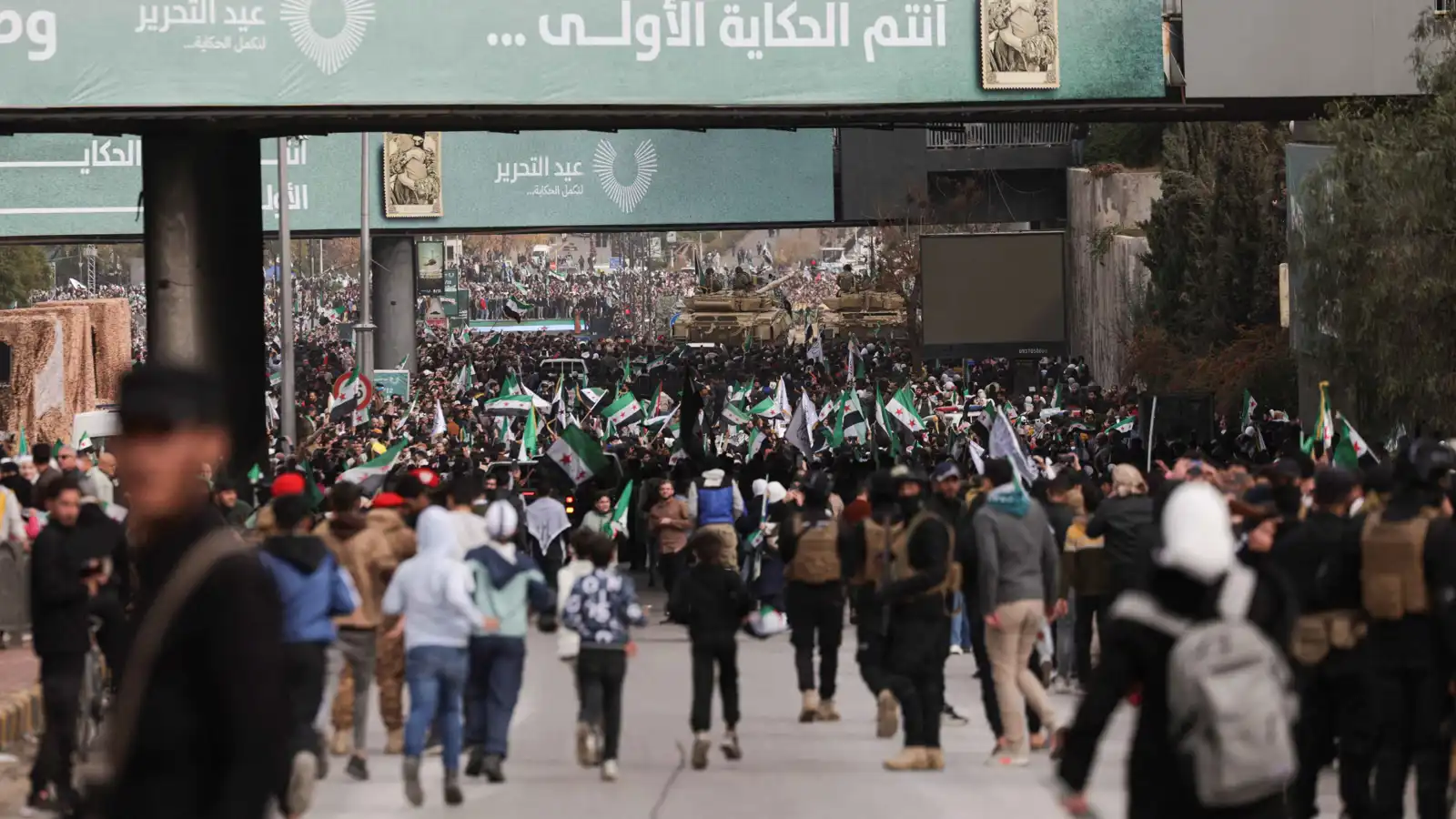 بريطانيا تفرض عقوبات على مرتكبي أعمال عنف ضد مدنيين في سوريا