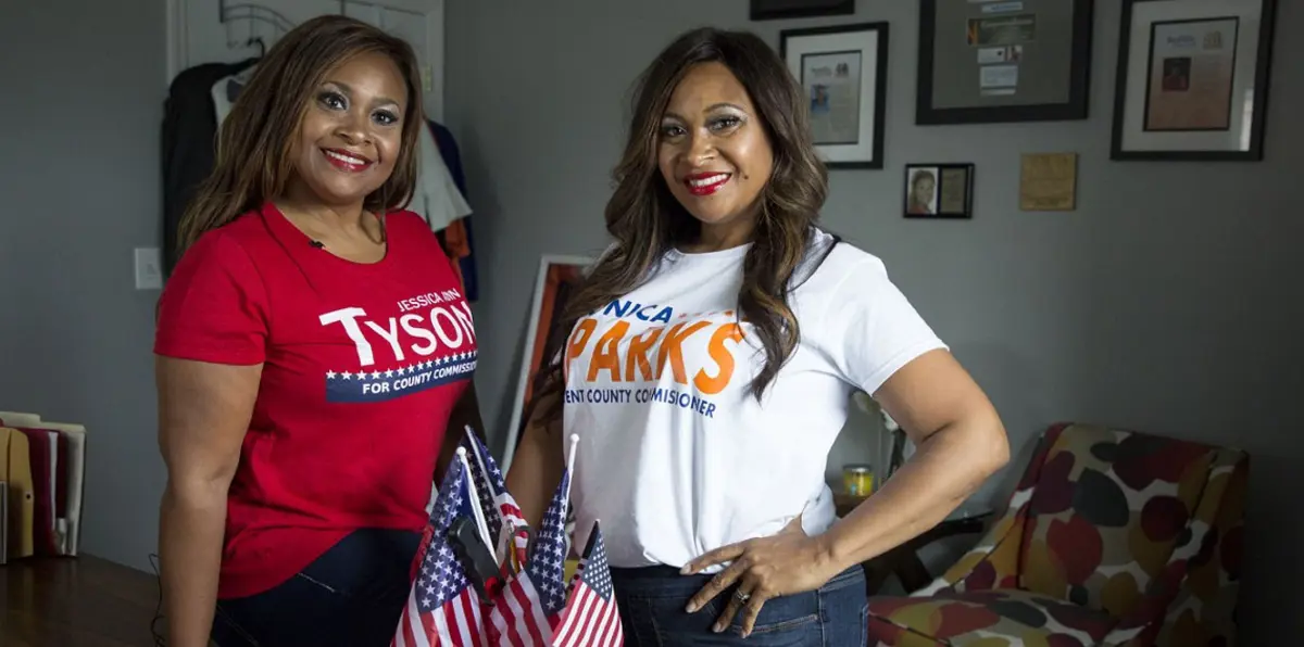 شقيقتان توأمان تتواجهان في انتخابات تمهيدية في الولايات المتحدة