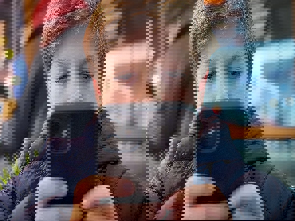 حقيقة صادمة عن جرائم الأطفال عبر مواقع التواصل الاجتماعي