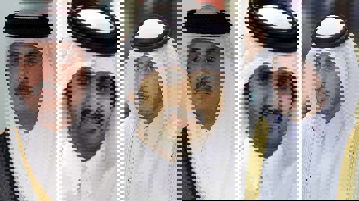 قادة قطر يهنئون إيران بذكرى ثورتها المثيرة للجدل