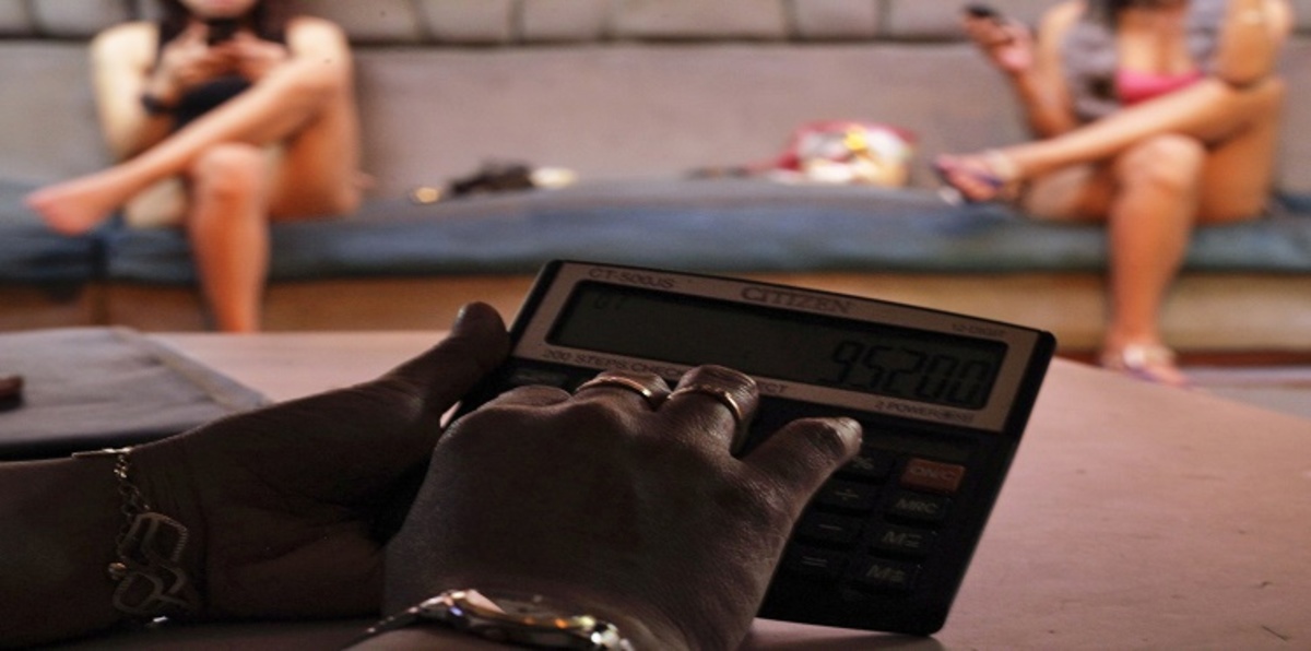 الجنس السهل عبر الإنترنت في روسيا