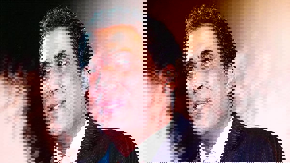 شقيقة أحمد زكي تكشف سر رفض والدتها الإقامة مع شقيقها