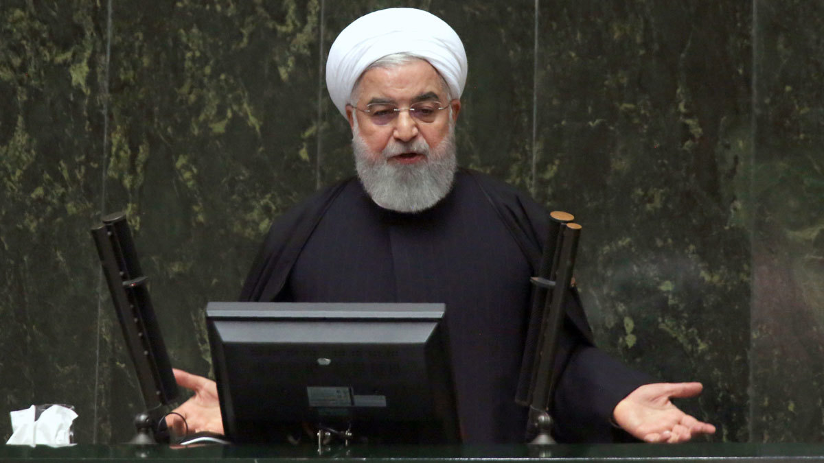 إيران تتعهد بتقليص الاعتماد على النفط في ميزانية العام المقبل