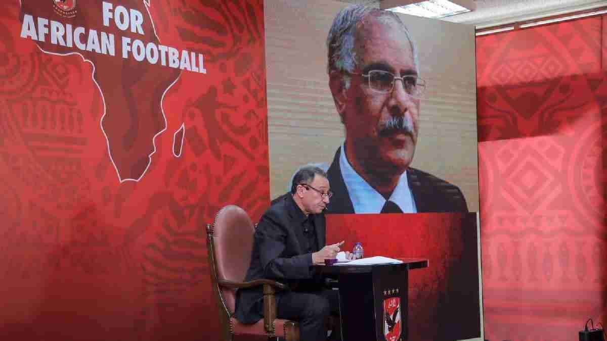 أول رد من رئيس الاتحاد المصري على طلب الأهلي