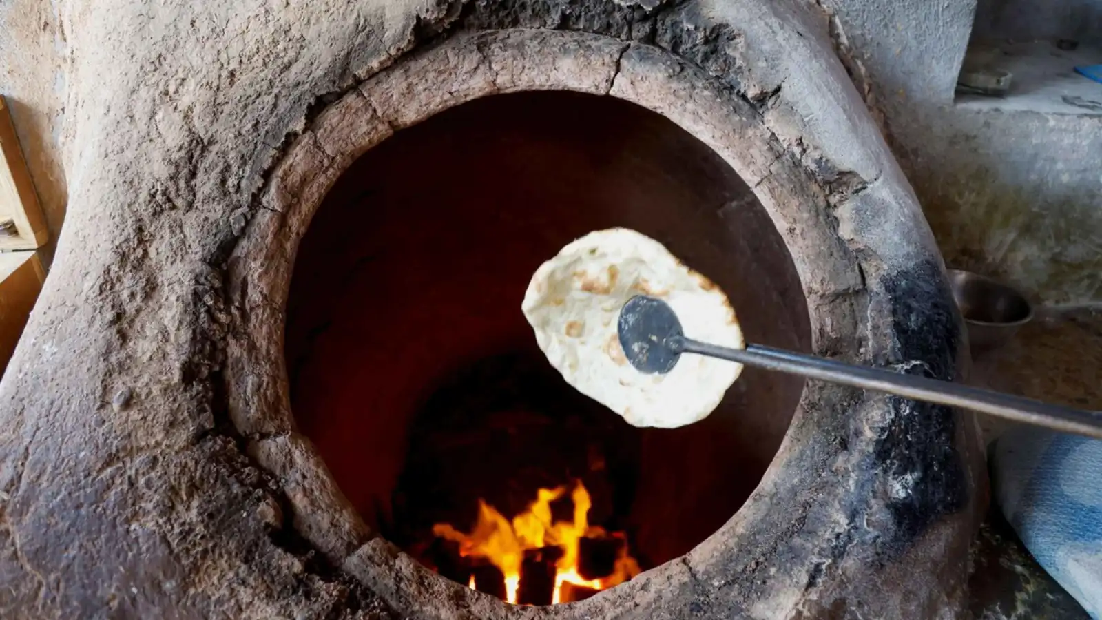 بعد بان زياد.. العراق يشهد حادثة انتحار مثيرة للجدل داخل فرن تنور