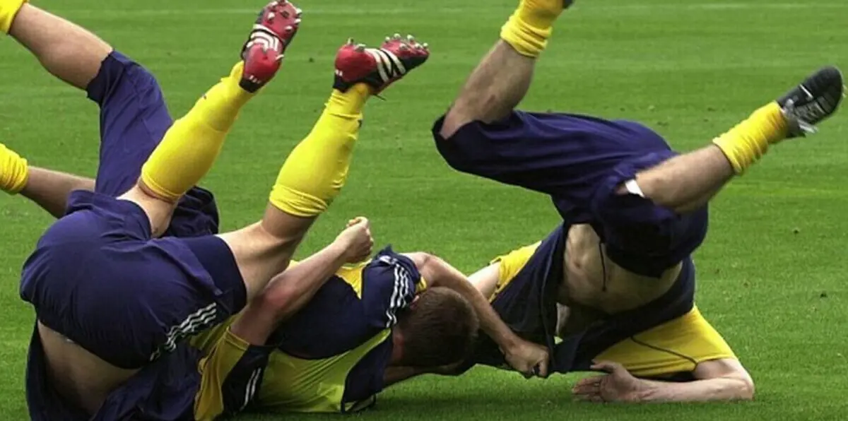 أبرز معارك تدريبات الأندية والمنتخبات (صور)