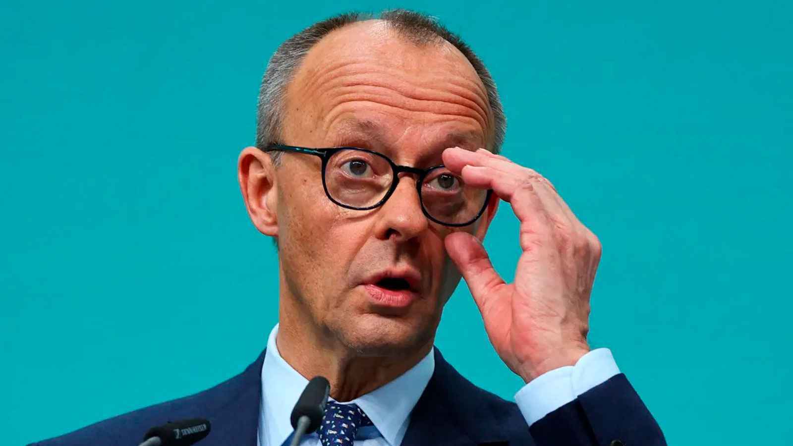 ميرتس يدعو إيران وإسرائيل إلى الالتزام بوقف إطلاق النار