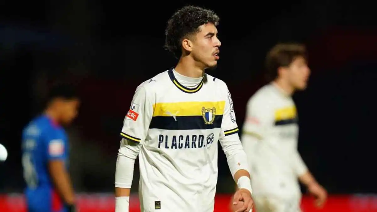 الاتحاد السعودي طلبه.. فاماليكاو يحدد سعر ياسر زابيري