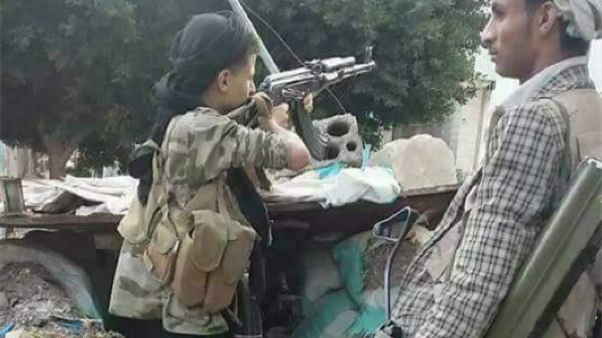 قوات حكومية يمنية تنتزع السيطرة على سوق القات من مسلحي المخلافي وسط تعز