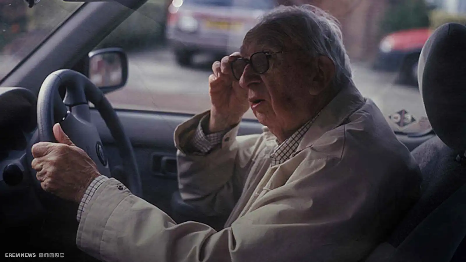 خطأ بآلاف الكيلومترات.. مسن يبحث عن الطبيب فيجد نفسه في "دولة أخرى"