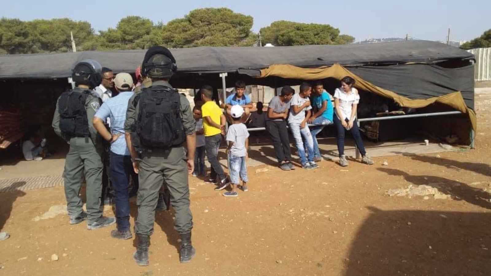 بدو القدس في "جبل البابا" على حافة نكبة جديدة بسبب الاستيطان