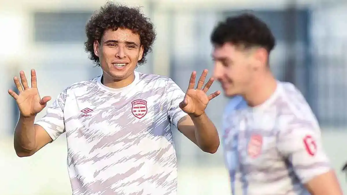 الإفريقي التونسي يعلن تسجيل الليبي أسامة الشريمي رسميًا