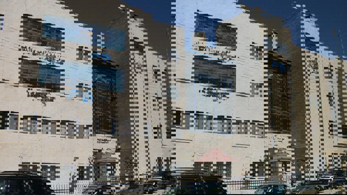 الأردن.. أزمة عمالية في أكبر الصحف اليومية تفاقم صراع "الإعلام الورقي" للبقاء