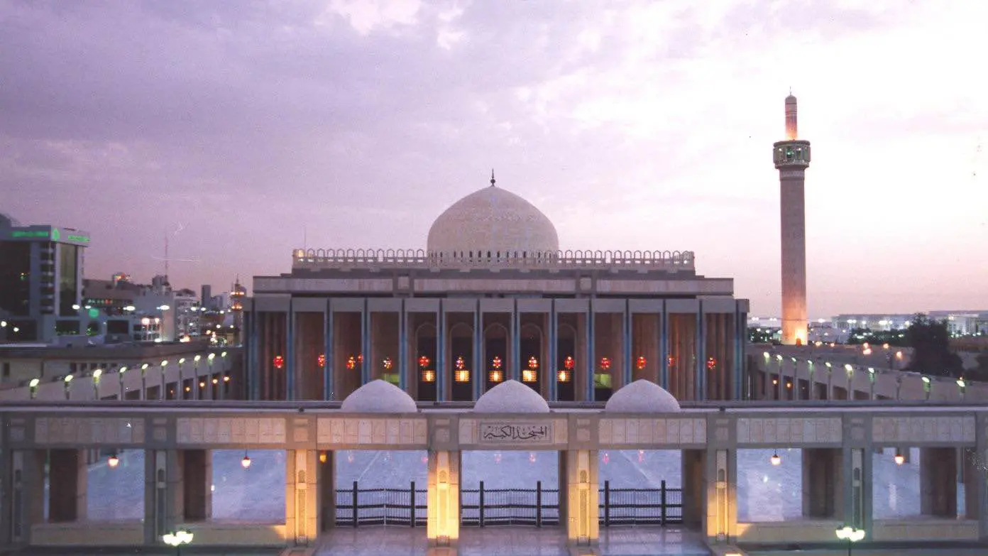 المسجد الكبير في الكويت.. بناء معاصر لتصميم من التاريخ