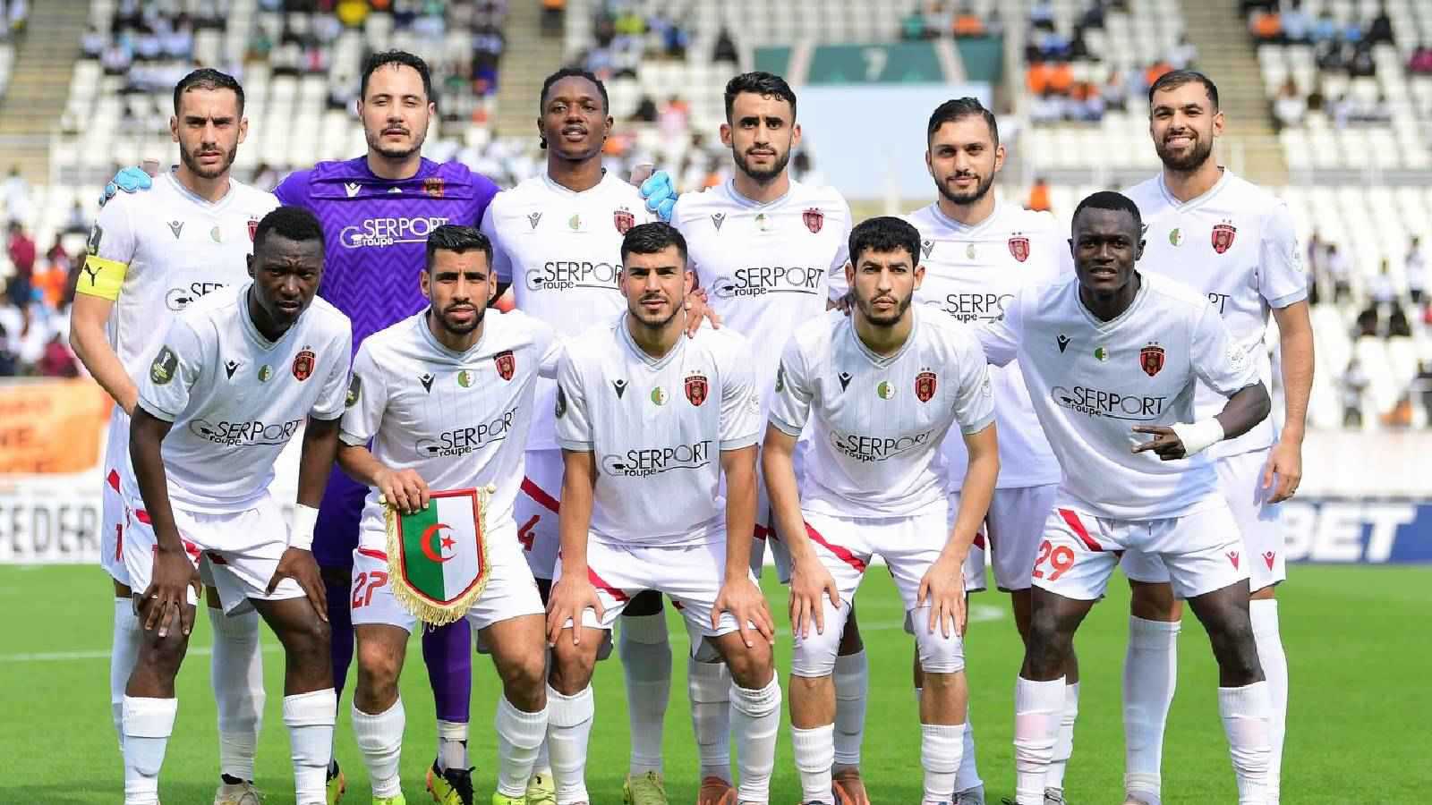 بعد رحيل بن شيخة.. مدرب سنغالي يقود اتحاد العاصمة الجزائري 