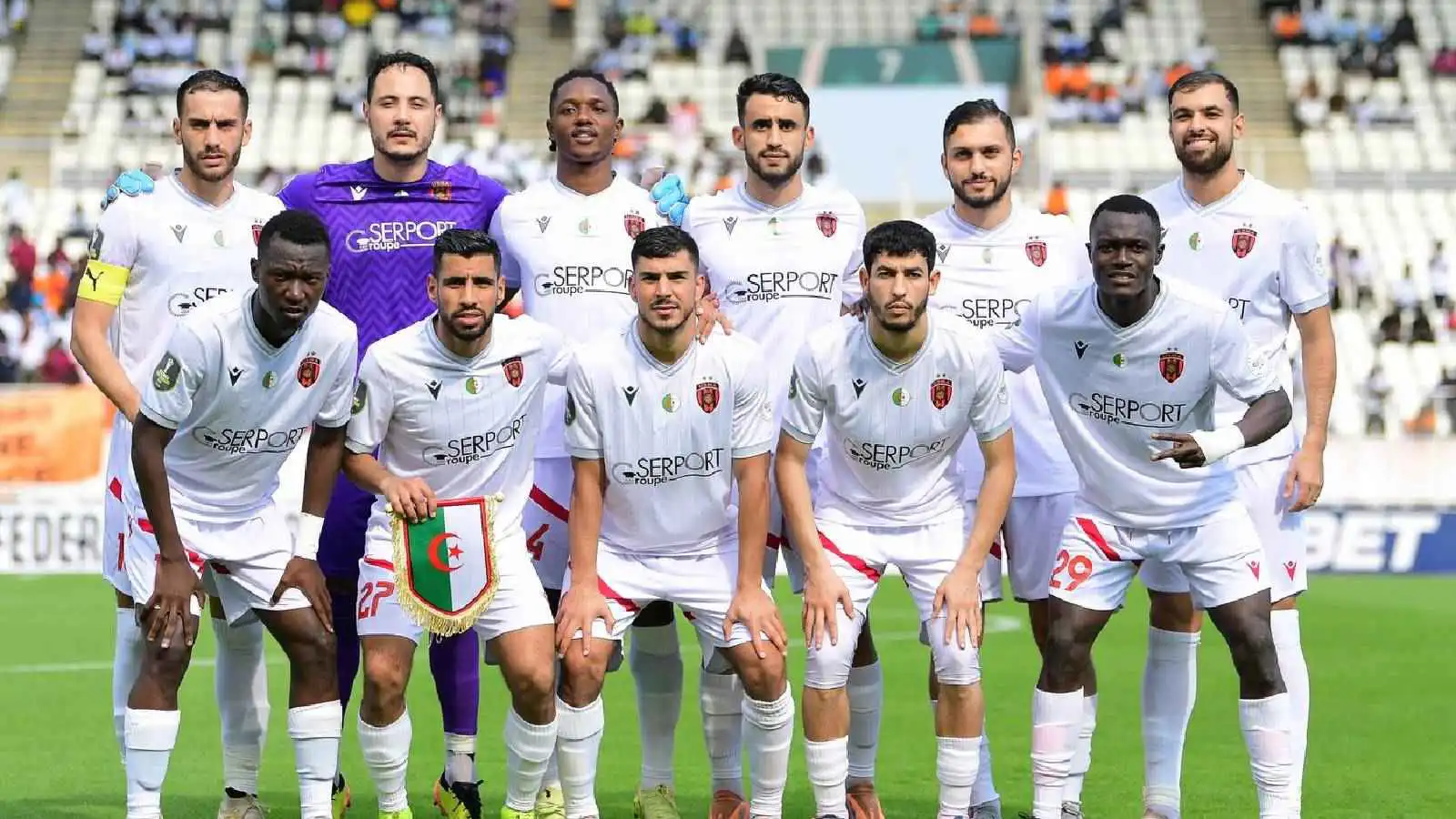 بعد رحيل بن شيخة.. مدرب سنغالي يقود اتحاد العاصمة الجزائري