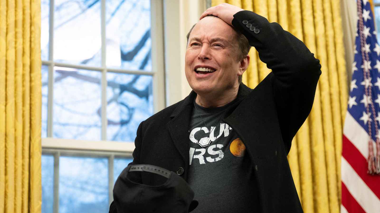 ماسك يختفي من "إكس" بعد ادعاءات آشلي سانت كلير