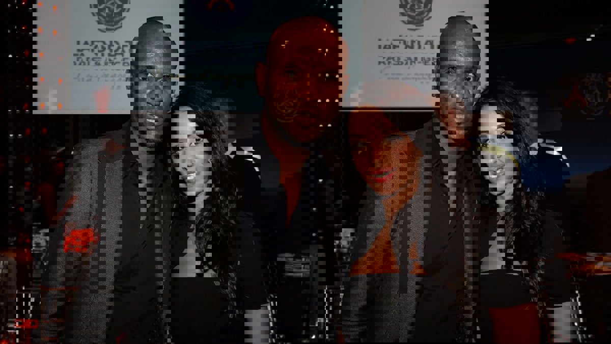 زوجة إيريك أبيدال تطلب الطلاق بسبب قضية خيرة حمراوي