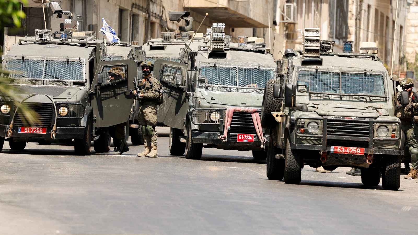 بينها "خلية تابعة لفيلق القدس".. حملة اعتقالات إسرائيلية جنوبي سوريا (فيديو)