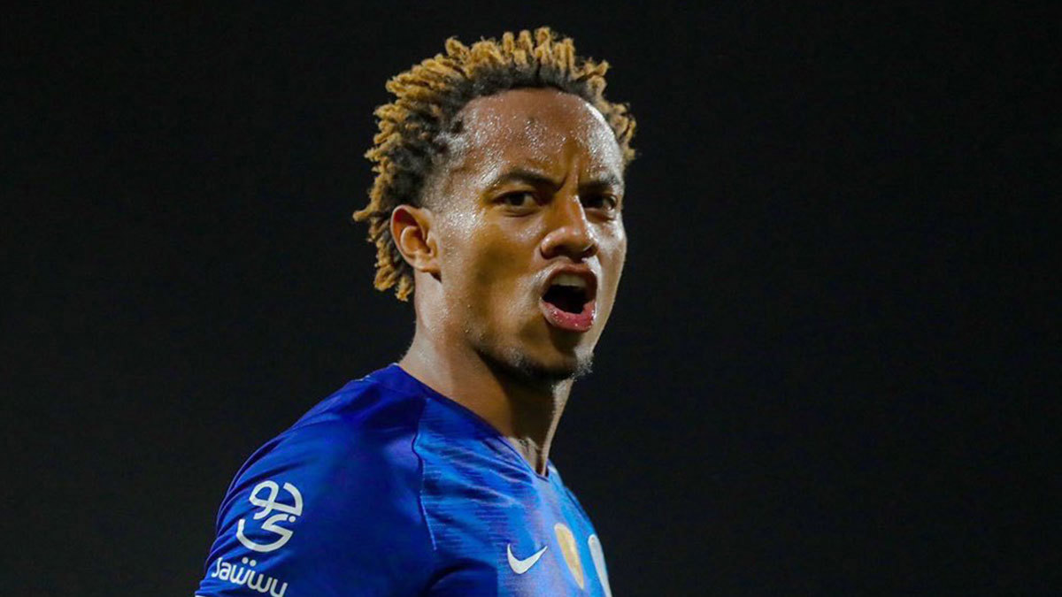 تركي آل الشيخ يكشف حقيقة تدخله لحسم صفقة كاريلو لصالح النصر أو الهلال