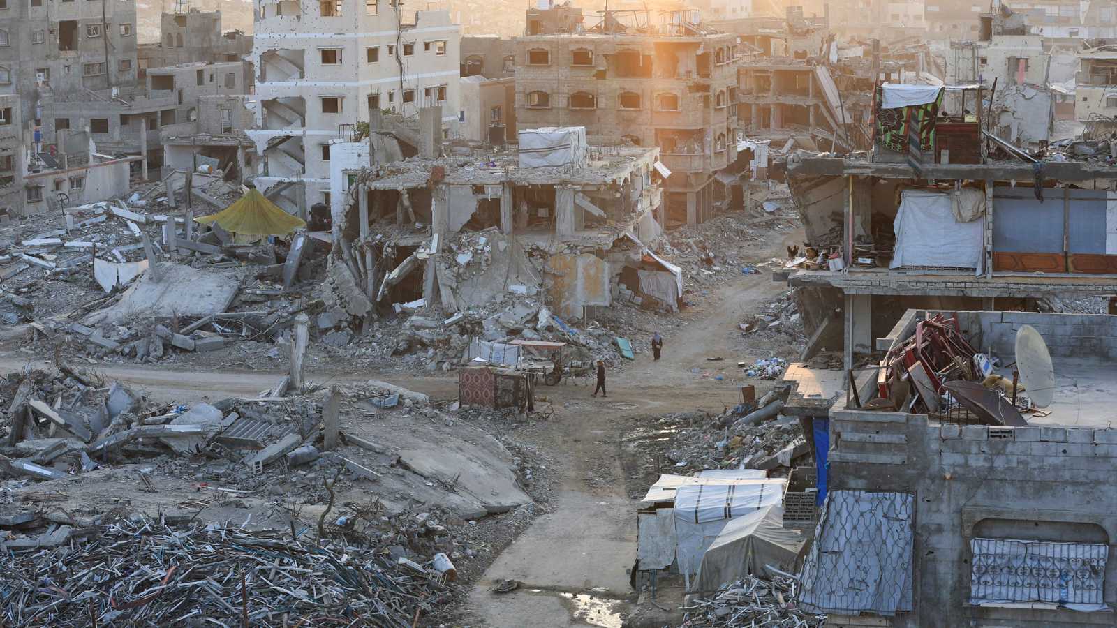 الجيش الإسرائيلي يقصف رفح وخان يونس ويواصل عمليات النسف في غزة