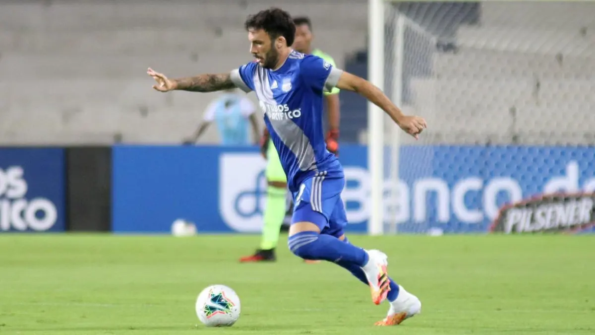 الأهلي السعودي يقدم عرضا للتعاقد مع سيباستيان رودريغز