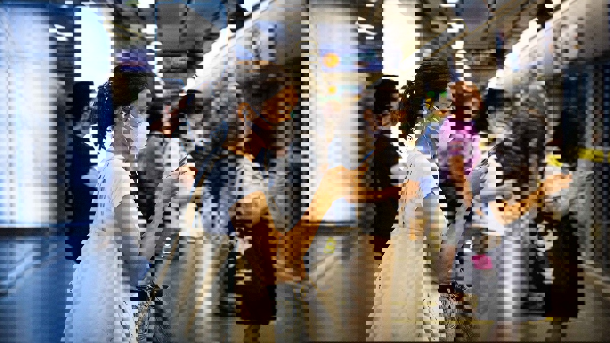 الاتحاد الأوروبي يرفع مستوى "خطر كورونا" إلى مرتفع