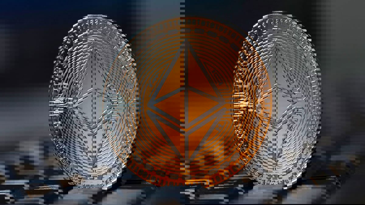 العملة المشفرة "إيثر" تصل إلى أعلى مستوياتها عند 4400 دولار