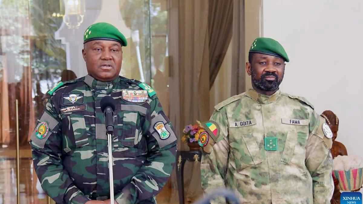 "الحكم العسكري" في غرب إفريقيا.. مرحلة عابرة أم نظام دائم؟